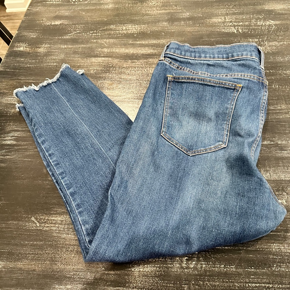 Old Navy Power Jean AKA The Perfect Straight Ankle